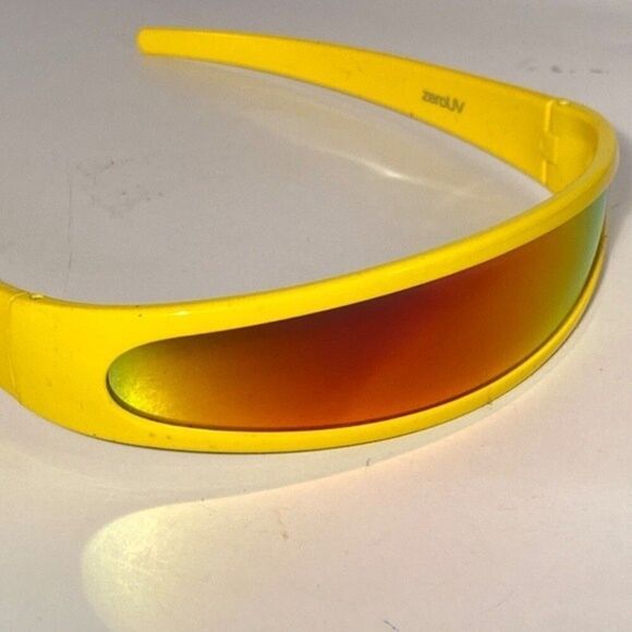 0972 Wrap Sunglasses with a Yellow Frame and Orange Mirrored Lenses New - Picture 6 of 8